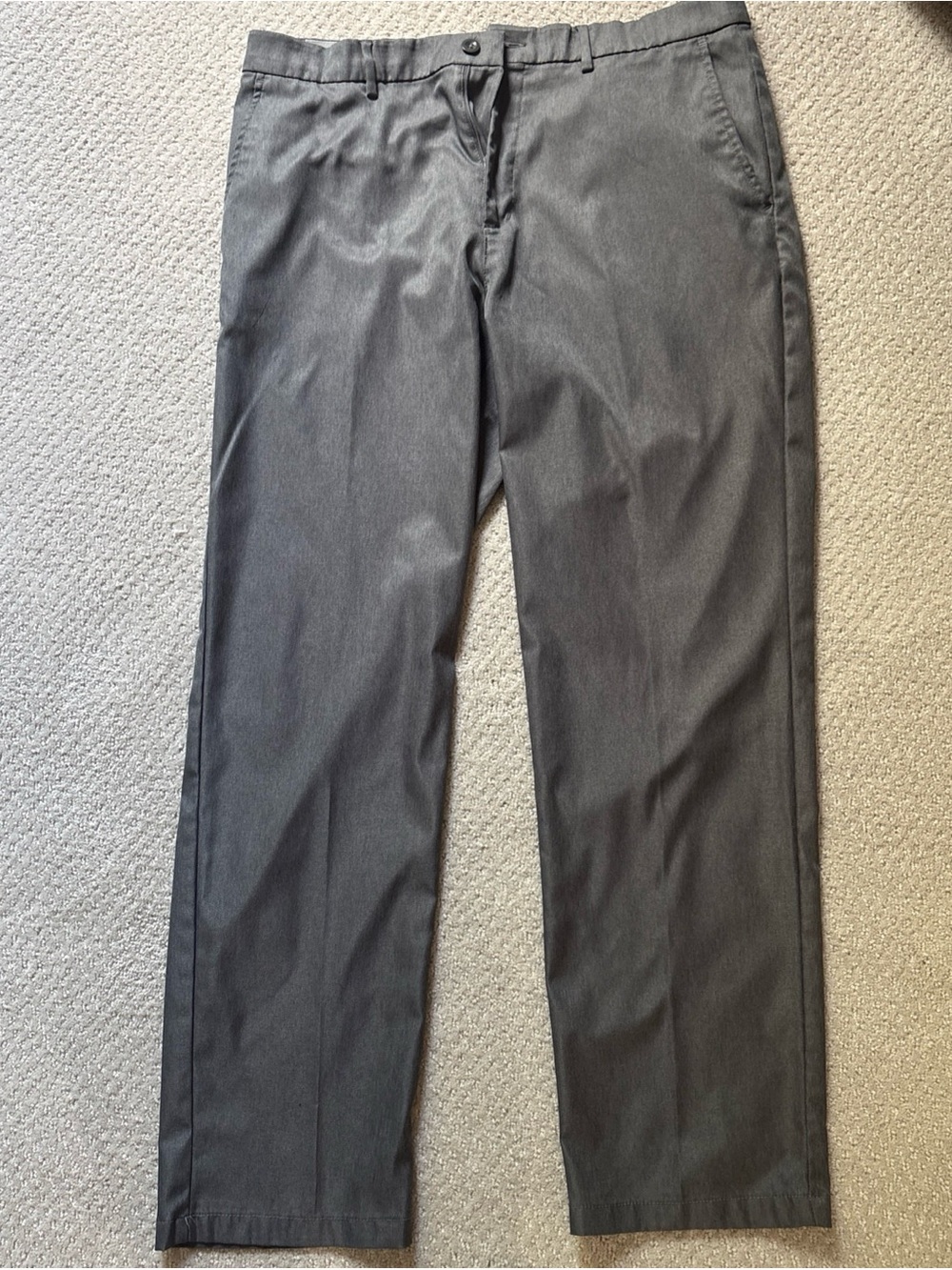 Attack Life by Greg Norman Black and Gray Men's Pants Waistband Detail